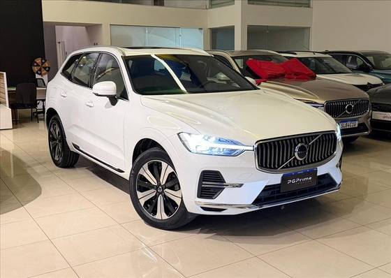 VOLVO XC60 2.0 T8 RECHARGE PLUS AWD GEARTRONIC